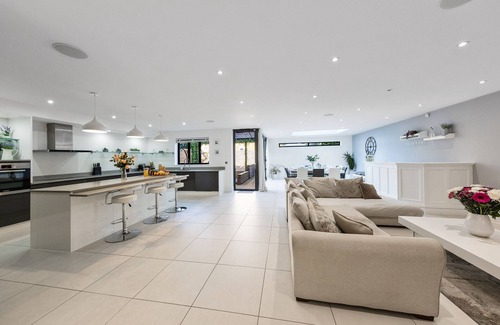 Rochester House | Large modern cottage - Kent (35 minutes from London)