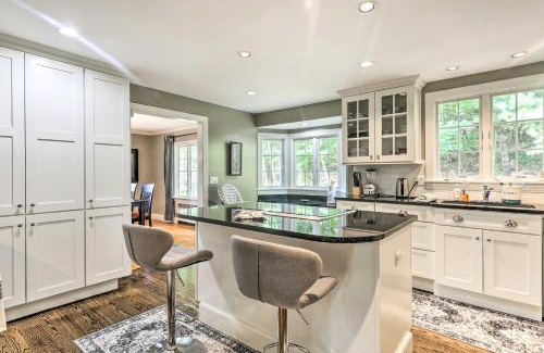 Salisbury Street House | Large Private Yard Grand Worcester Getaway