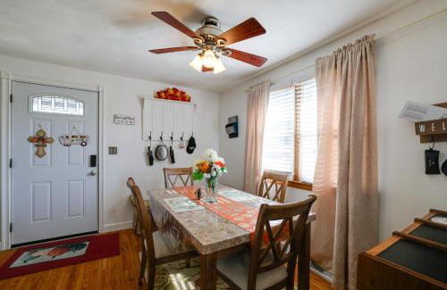 Tonawanda House | Large Private Yard Home 14 Mi to Niagara Falls!