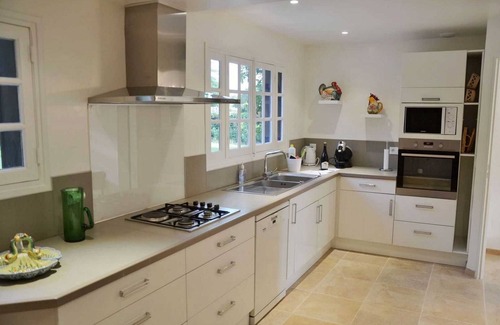 Serquigny House | Large property with tennis and wood