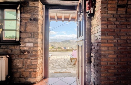 El Escobal Cottage | Large Rural House in Picos de Europa with 8 bedrooms and 8 bathrooms.