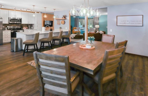 Millard House | Large Ranch; 4 Bed; 2.5 Bath; Patio