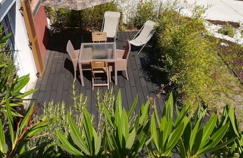Carcassonne Apartment | Large studio with terrace in Carcassonne close to the city and Cavayere lake
