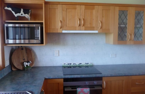 Waitoa House | Large two level, five bedroom Country Villa