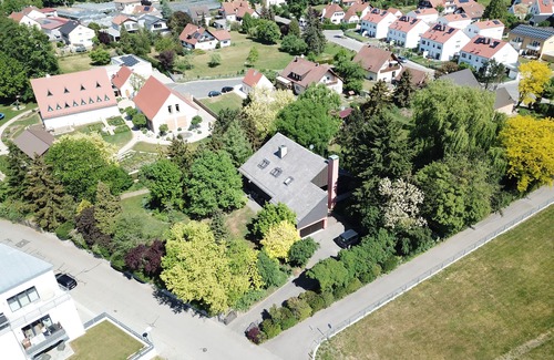 Freystadt Villa | Large villa: family reunion, Nuremberg trade fair - sauna, billiards, fireplaces, 10 bedrooms