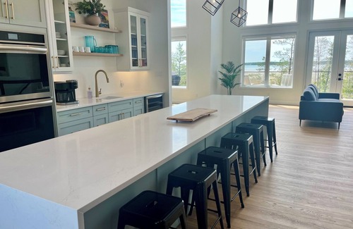 Northern Bruce Peninsula Cottage | Largest Private Beachfront in Bruce Peninsula with Hottub!