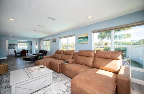 Harbor Bluffs House | Largo Lattitude