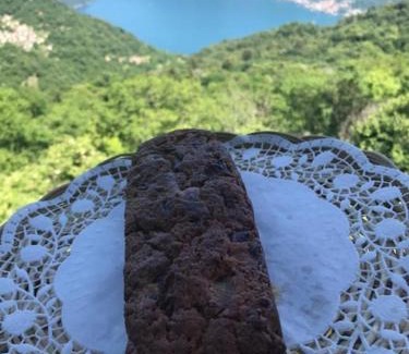 Pigra Bed & Breakfast | LARIUM BED & BREAKFAST - PIGRA