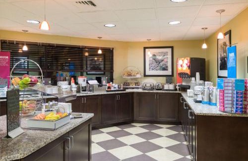 Carlisle Hotel | Larkspur Landing Carlisle
