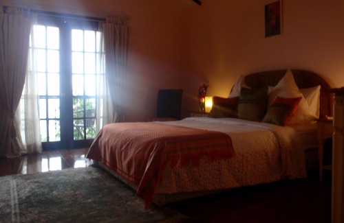Catmon Hotel | Las Flores Country & Beachside Hotel