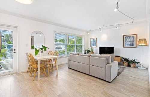 Hendricks and Venice Isles Apartment | Las Olas Blvd Waterfront Apt