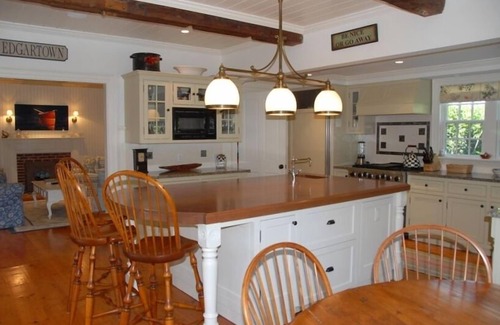 Edgartown House | Last Minute Labor Day Reduced Rate! Edgartown Luxury 6 BRnHeated Pool Hot Tub!