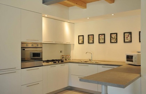 Zignago Villa | *LAST MINUTE* PODERE GAIA 16 PAX pool 5x20, A/C, WiFi, BBQ, near Cinque Terre