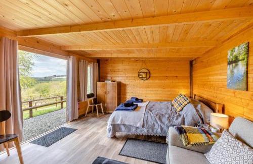 Latchley House | Latchley Meadows Lodge