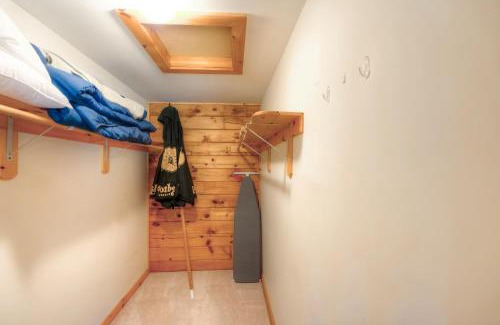 Livingston House | Latitude Adjustment