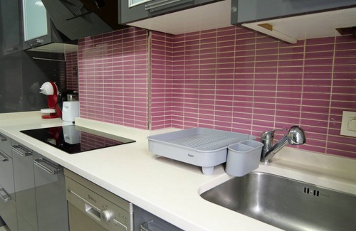 Burgos Apartment | LauCar Vivienda de Uso Turístico, pets allowed, centrally located, spacious living room and kitchen