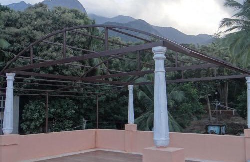Courtallam Hotel | Laughing Waters Fine Stay