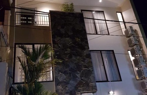 Makassar House | Lauwrens Guest House