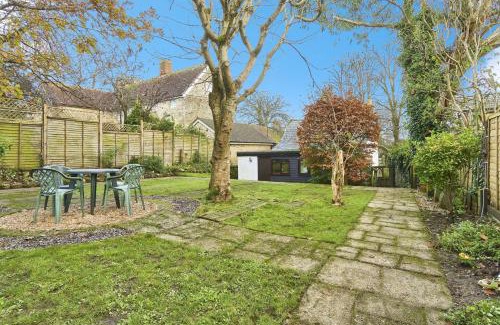 Arreton House | Lavender Cottage