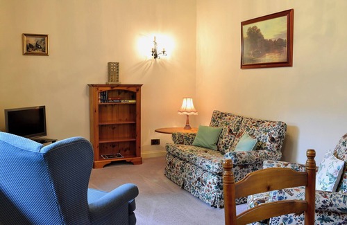 Akeld Cottage | Lavender Cottage-MGG