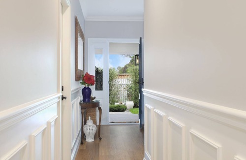 Moss Vale House | Lavender Haze — Stay 3, Pay 2!