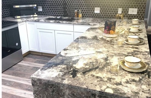 Appleton Apartment | Lavish Lion at Ritchie’s Residences of Kensington