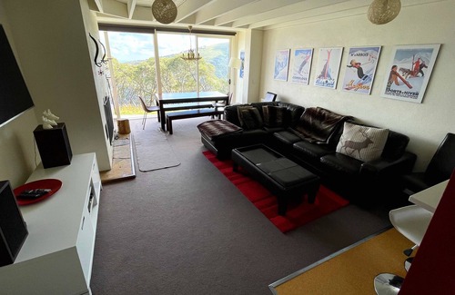 Hotham Heights House | Lawlers 6