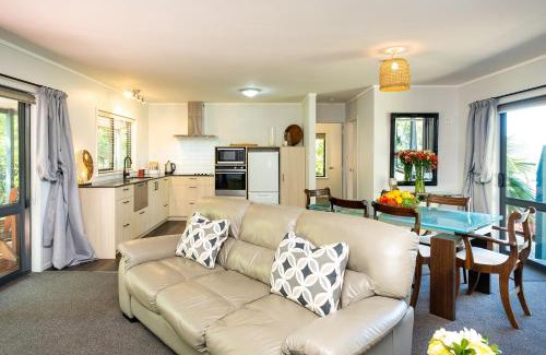 Clive House | Lawn Cottages