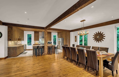 La Minerve Ski Chalet | Lazy Bear Lake House w/Cozy Spa