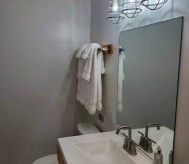 Weiser Hotel | Lazy Bear Ranch