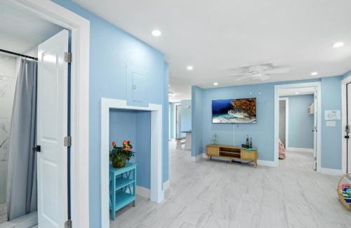 Mid Island House | Lazy Daze B by Sun Palace Vacations