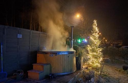 Jaworzno Ski Chalet | Leśny zakątek malediwy Jacuzzi free