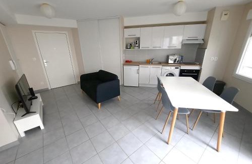 Maladiere Apartment | Le 18 - Apt 2 Personnes, avec terrasse