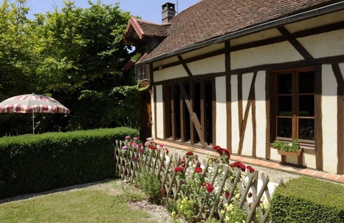 Laubressel House | Le Bati Celher - Laubressel
