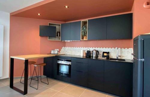 Annecy Apartment | Le Bohème Beau T2 vue lac & montagnes + garage