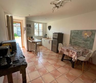 Arrigny House | Le Bois Flotté