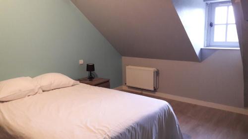 Port-Brillet Hotel | Le Brillet-Pontin