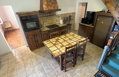 Saint-Sulpice-de-Faleyrens House | Le Clos gîte, a pleasant place to live just 3 minutes from the heart of Saint-Émilion.