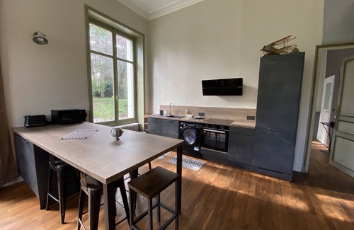 Suce-sur-Erdre Other | Le Chateau de John Miles au Bord de L'eau, aux Portes de Nantes!