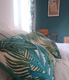 Ogeu-Les-Bains Bed & Breakfast | Le clos de CINACLE