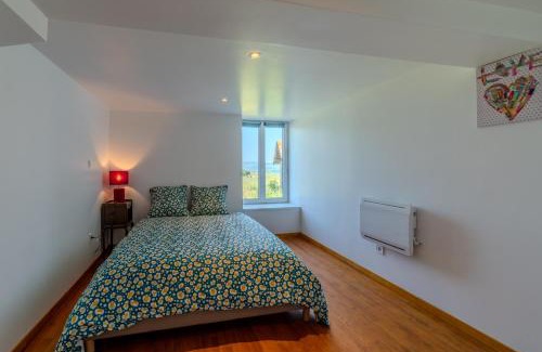 Regny Apartment | Le Clos de Verpierre - Appart avec Jardin