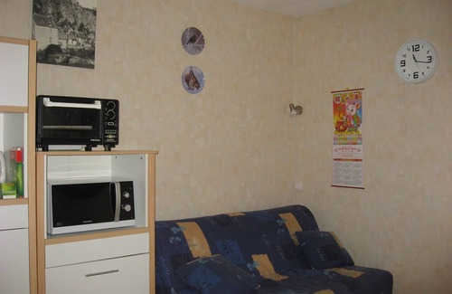 Saint-Mamet Apartment | Le Clos du Vénasque - with garden