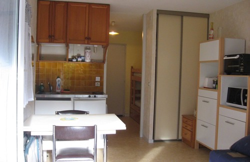 Saint-Mamet Apartment | Le Clos du Vénasque - with garden