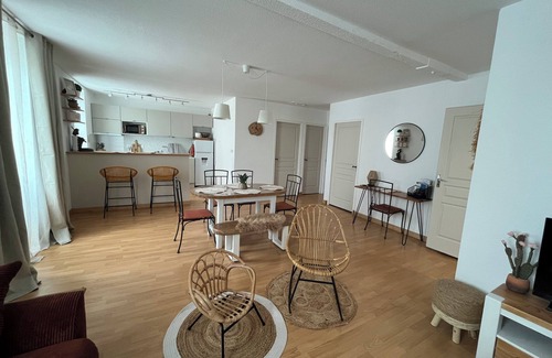 Dompierre-sur-Besbre Apartment | Le Cocon de Kenna 6km du PAL 3 beds 2 bedrooms