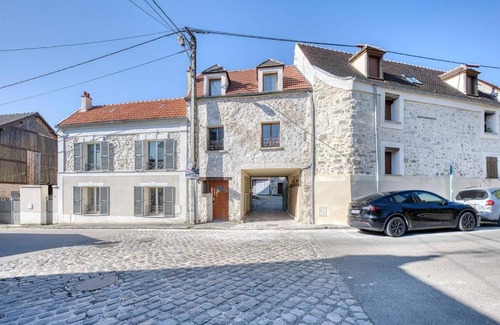 Fontenay-en-Parisis Apartment | Le cocon Fontenay