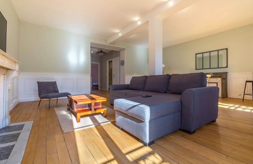 Jouvence Apartment | Le Devosges- Bel appartement lumineux en plein centre ville- SR Loc