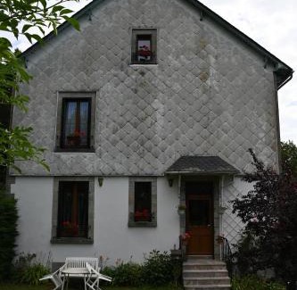 Egliseneuve-d'Entraigues Bed & Breakfast | Le Deyran