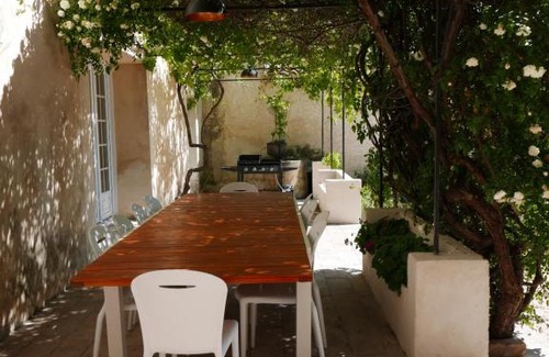 Monteux House | Le Domaine de Patris