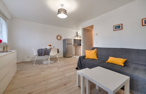 Savigny-le-Temple Apartment | Le Easy Cosy - Joli Studio à 25min de Paris