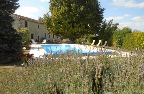 Chouppes House | Le Fief du Verger Gazeau